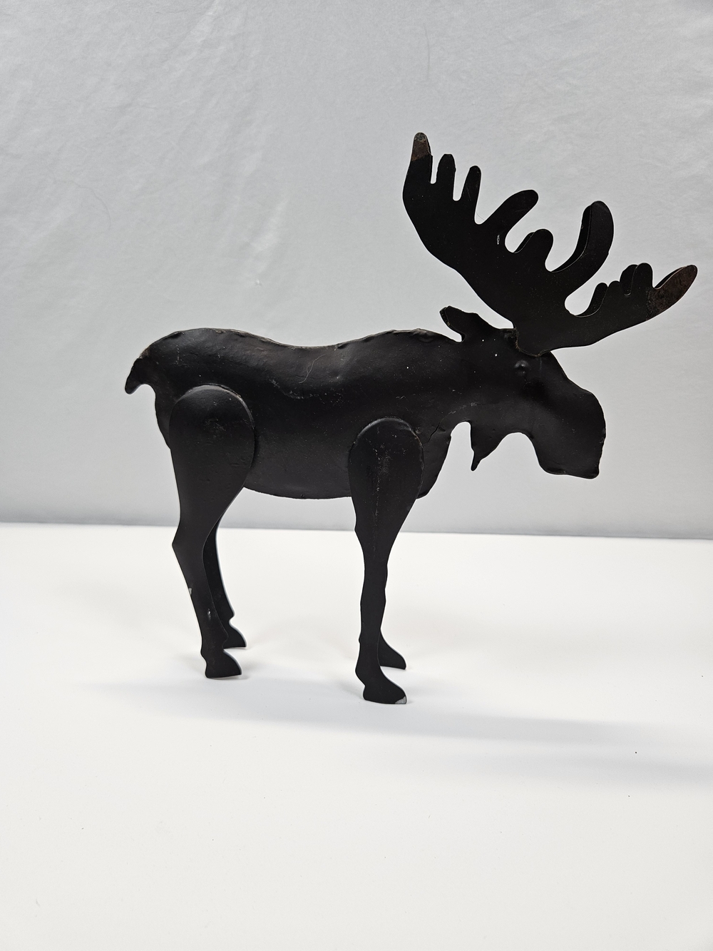 Black Metal Moose Figurine - Decorative Home Art